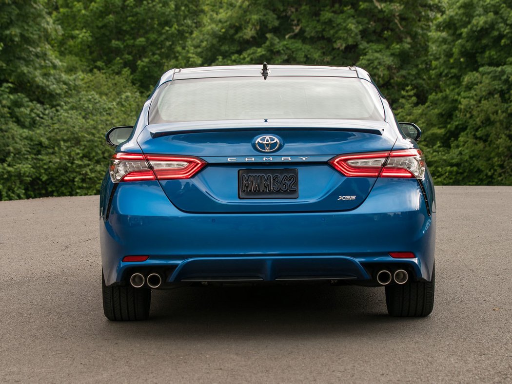 Toyota Camry XSE (2017–2020)