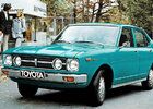 Toyota Carina (1970–1977): Rodinné sedany a kombi se stejným podvozkem jako kupé Celica