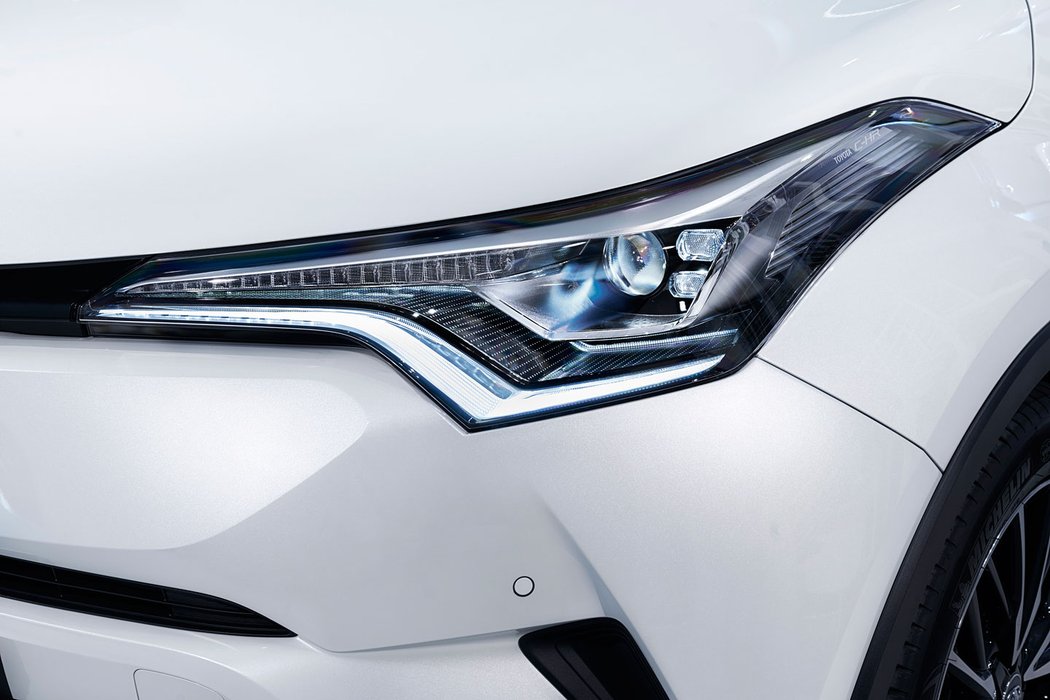 toyota ceniky ceskytrh hybrid novemodely crossover