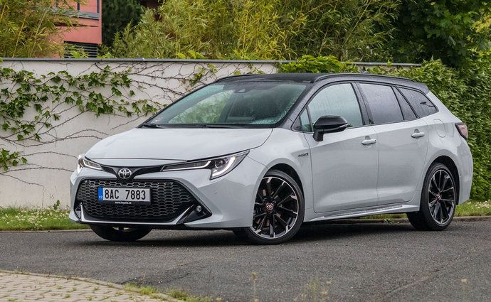 TEST Toyota Corolla 2.0 TS GR Sport – Nečekaně milé překvapení