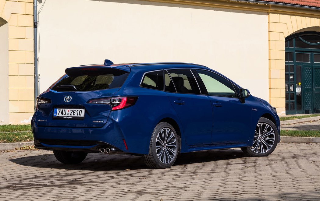 Toyota Corolla TS 2.0 Hybrid