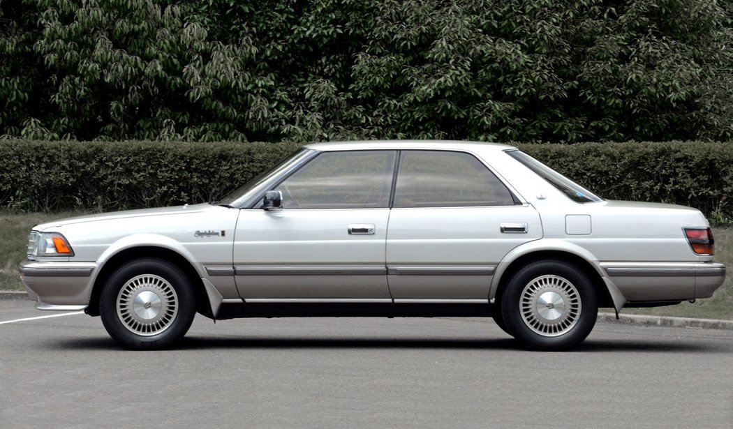 Toyota Crown Royal Saloon G 3.0 Hardtop (1987)