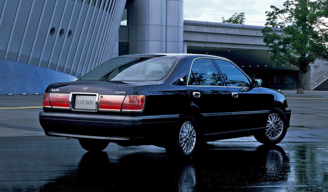 Toyota Crown Royal Saloon (1999)