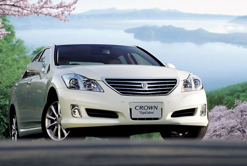 Toyota Crown Royal Saloon (2008)