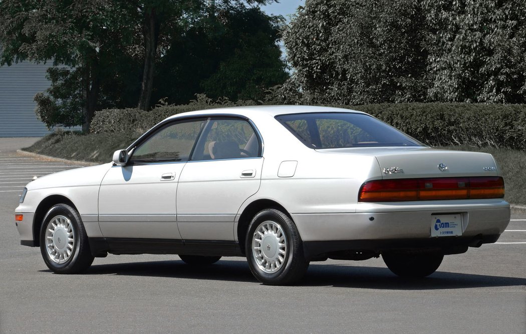 Toyota Crown (1991)