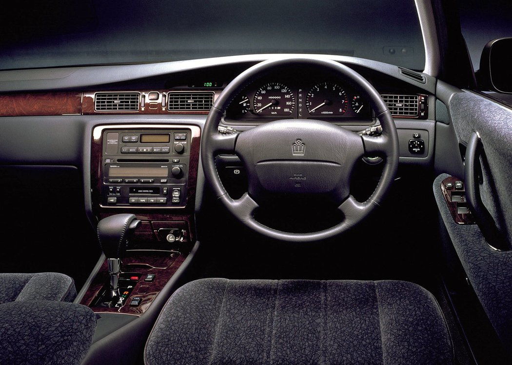 Toyota Crown (1995)