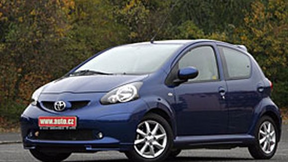 TEST Toyota Aygo Blue Cool+ 1.0 VVT-i – kapesní sportovec