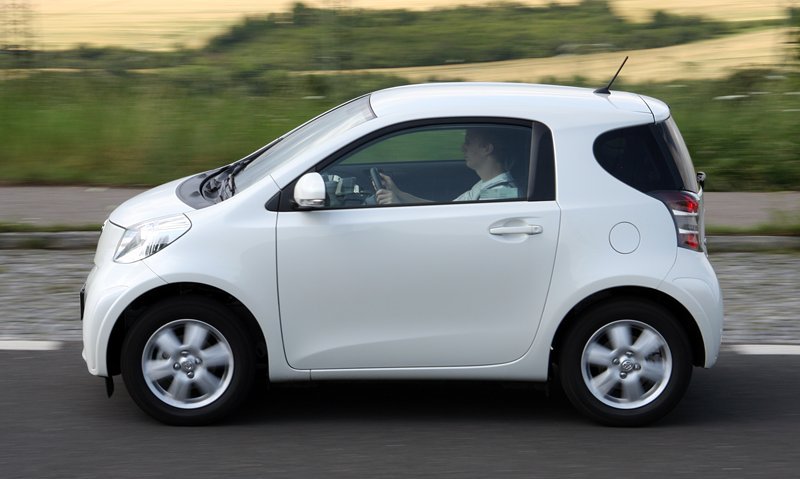 Toyota iQ