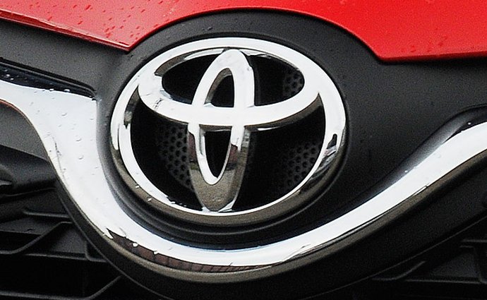 Toyota chce do pěti let vyvinout řízení umělou inteligencí