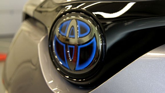 Toyota chystá revoluční elektromobil. Bude to japonská Tesla?