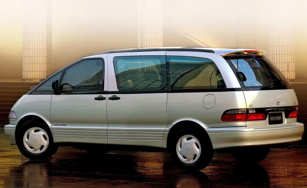 Toyota Estima (1998)