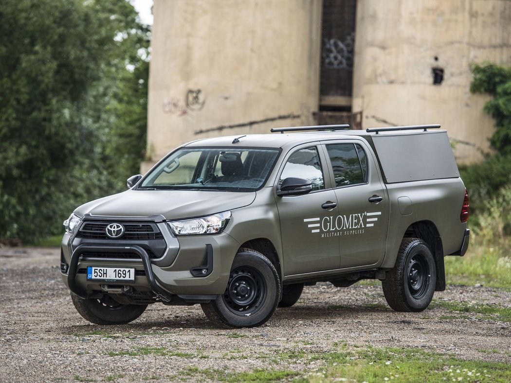 Toyota Hilux 2.4 D-4D pro Armádu České republiky