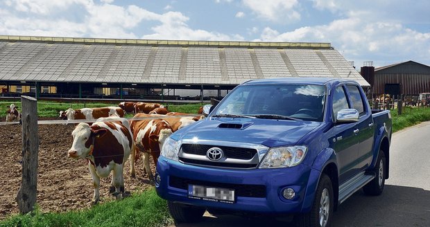 Hilux je vhodným autem na vesnickou farmu nebo do stavebnictví