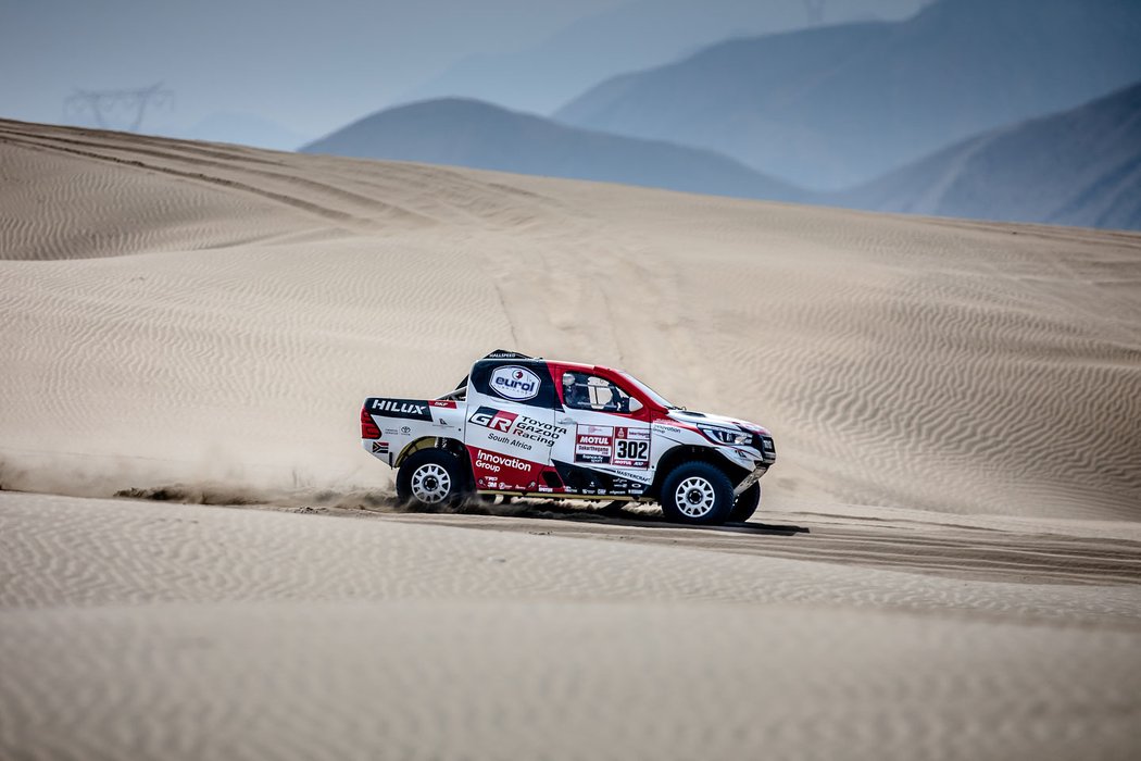 Toyota HiLux Dakar