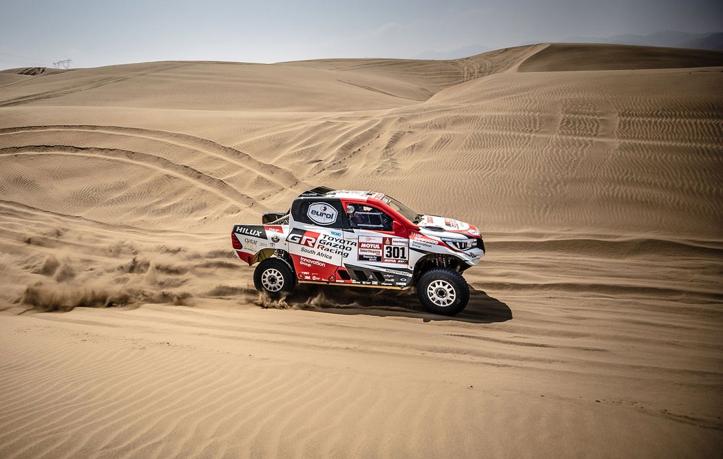 Toyota HiLux Dakar