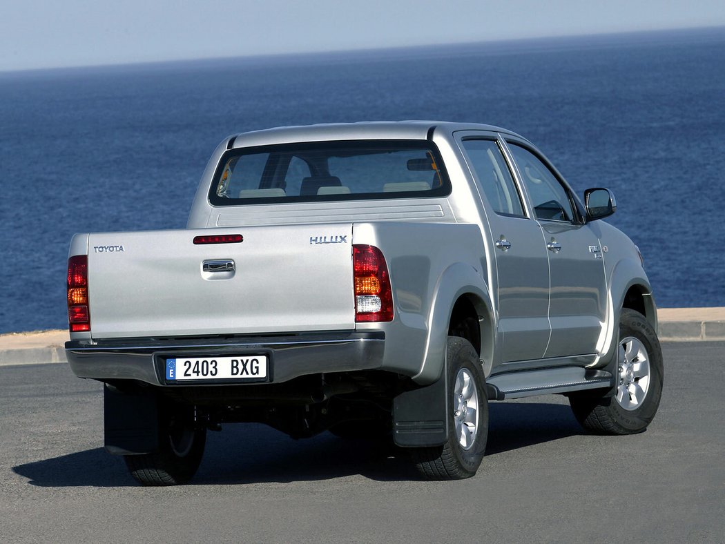 Toyota Hilux Double Cab (2005–2008)