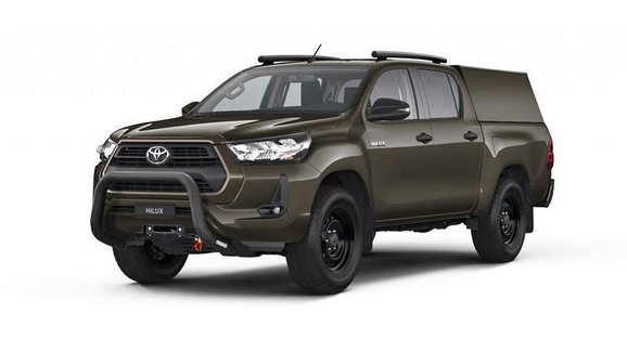 Armáda má k dispozici první desítky nových terénních vozů Toyota Hilux