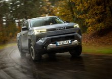 Nová Toyota Hilux BEV má české ceny! Na tvrdou práci nebude, ale místo na trhu má