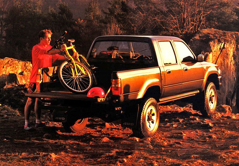 Toyota Hilux Double Cab 4WD (1988)