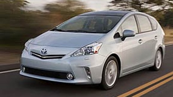 Toyota Prius v: Hybridní MPV oficiálně představeno