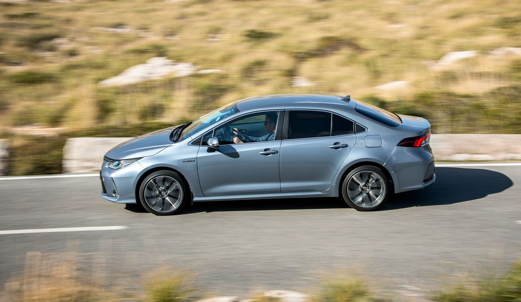 Toyota Corolla Sedan