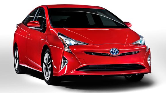 Toyota Prius 2016 je tady: Větší rozměry a výrazný design