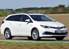 Ojetá Toyota Auris Hybrid E180 (2012 - 2019): Kdo potřebuje diesel?