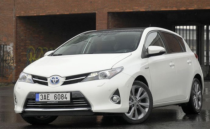 Toyota Auris Hybrid má rekordně nízké emise CO2, jen 84 g na km