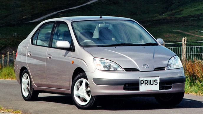 Toyota Prius XW10 (1997-2003): První hromadně vyráběný hybrid světa má 20 let! Toyota Prius XW10 (1997-2003): První hromadně vyráběný hybrid světa má 20 let!