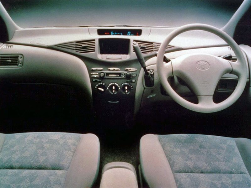 Toyota Prius Japonsko (NHW10) 1997-2000