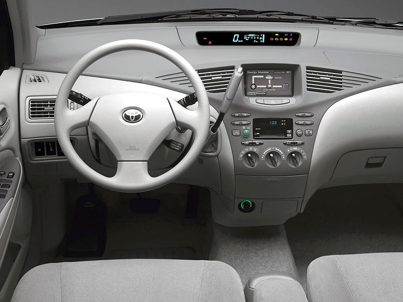 Toyota Prius (NHW11) 2000