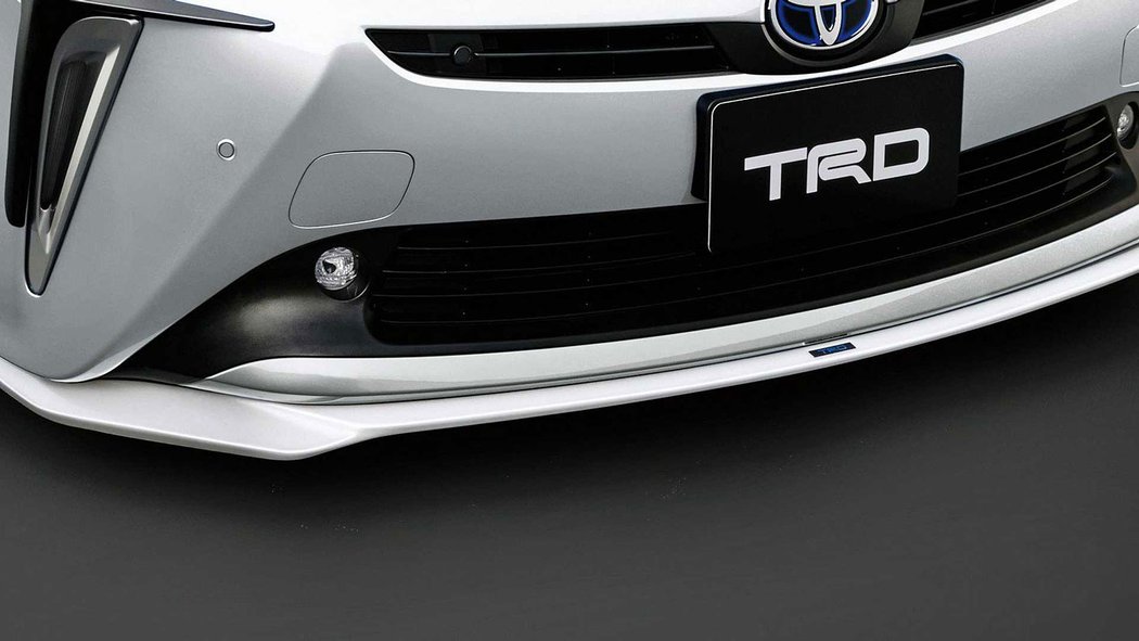 Toyota Prius by TRD