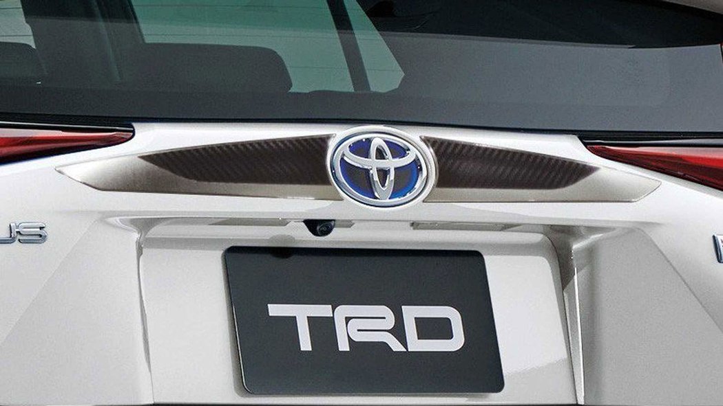 Toyota Prius by TRD