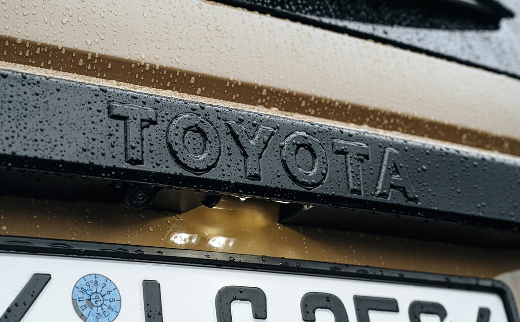 Toyota Land Cruiser First Edition