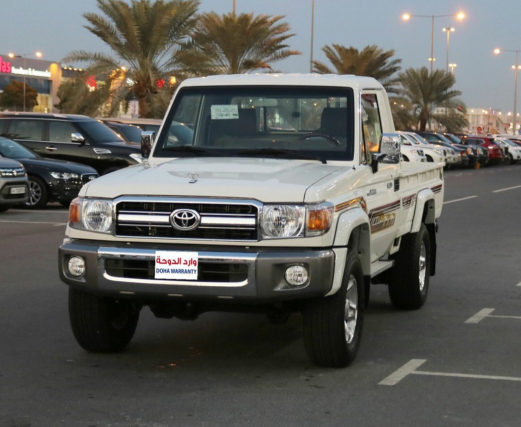 Toyota Land Cruiser pick-up