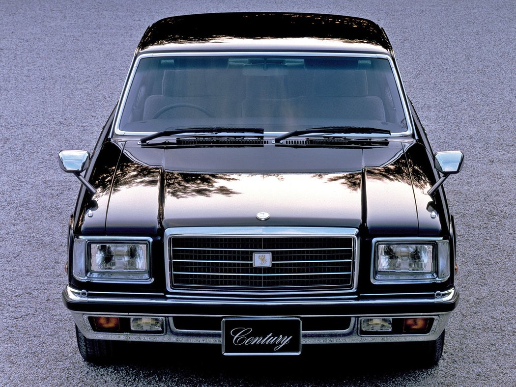 Toyota Century 1982