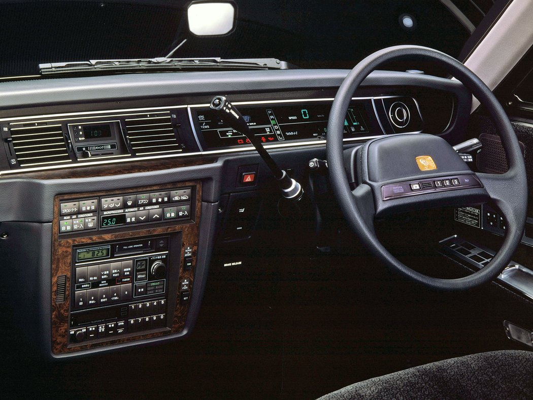 Toyota Century 1987