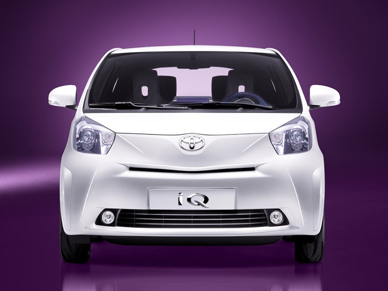 Toyota iQ