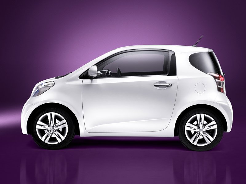 Toyota iQ