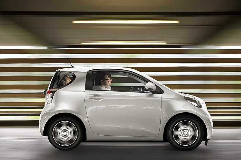 Toyota iQ