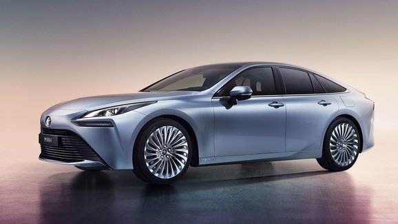 Nová generace vodíkové Toyoty Mirai může nabídnout dojezd až 650 kilometrů