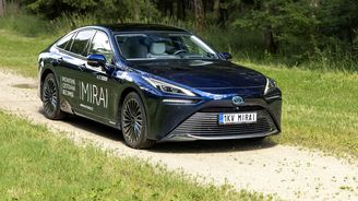 Ojetá Toyota Mirai II: Zázrak s datem spotřeby Ojetá Toyota Mirai II: Zázrak s datem spotřeby