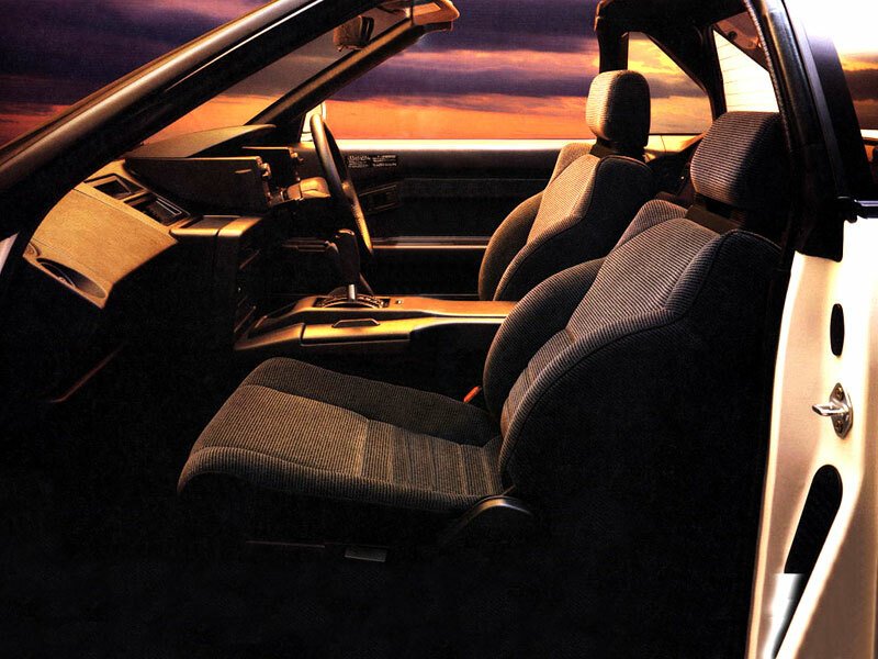 Toyota MR2 G Limited Super Charged T-Bar Roof (Japonsko) (1986)