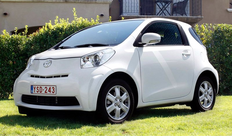 Toyota iQ