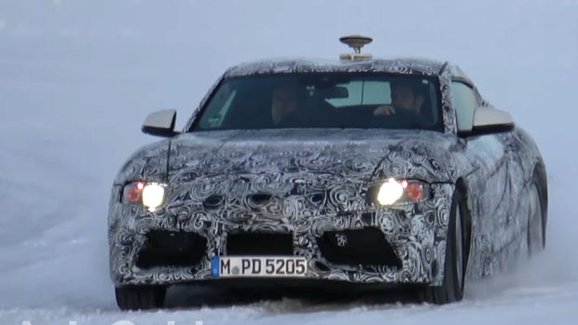 Spy video: Nová Toyota Supra řádí na sněhu