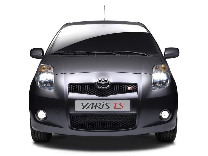 Yaris TS