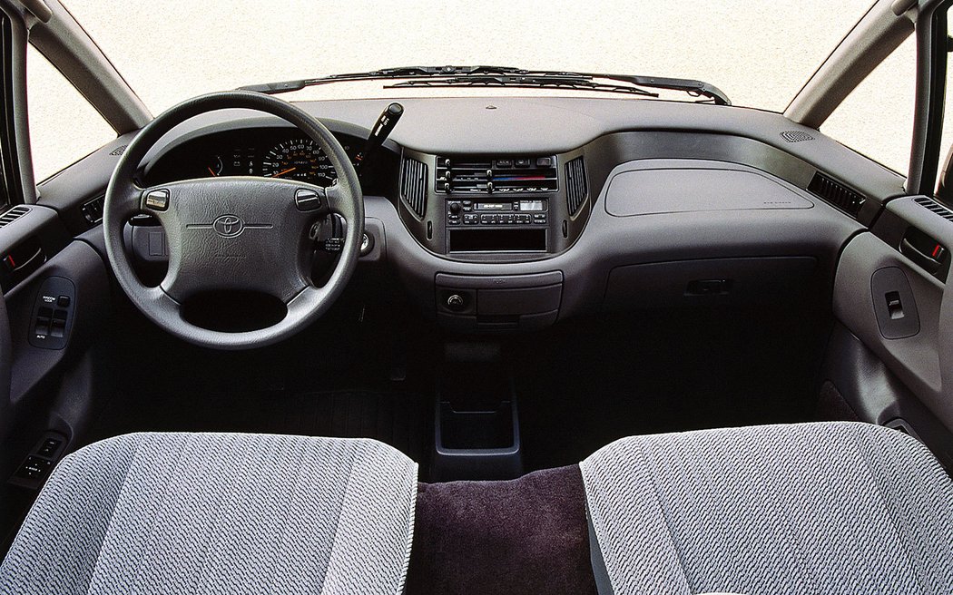 Toyota Previa (1994)