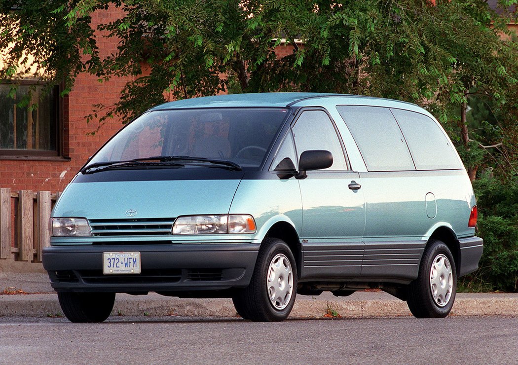 Toyota Previa (1994)