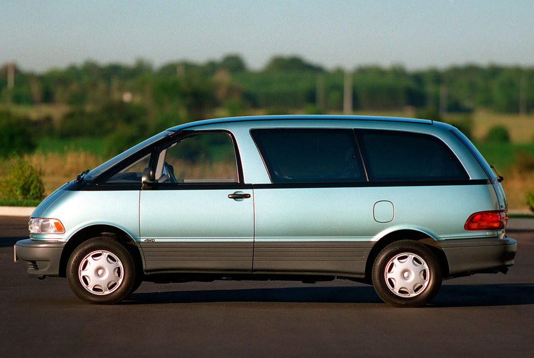 Toyota Previa (1994)