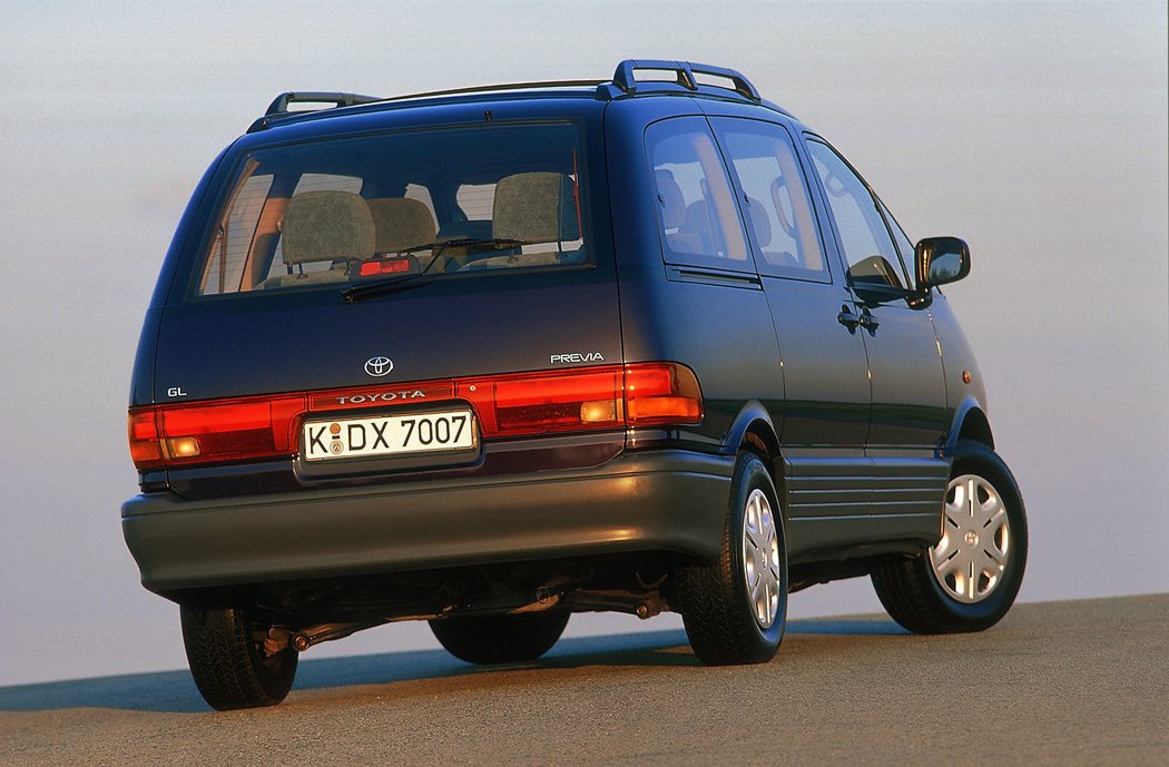 Toyota Previa (1994)